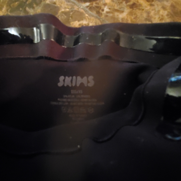 Skims XXS/XS Underwear bundle thong & sculpting brief both onyx black NWOT - Picture 6 of 13